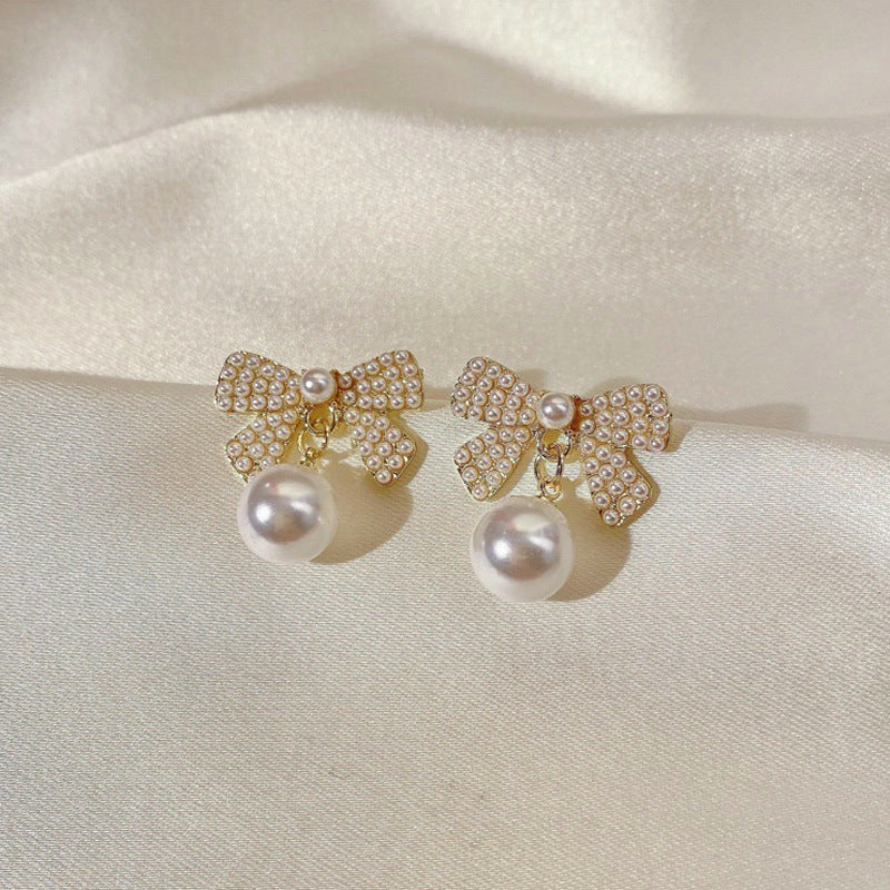 Fashion Special-interest Butterfly Temperament French Retro Easy Matching Earrings