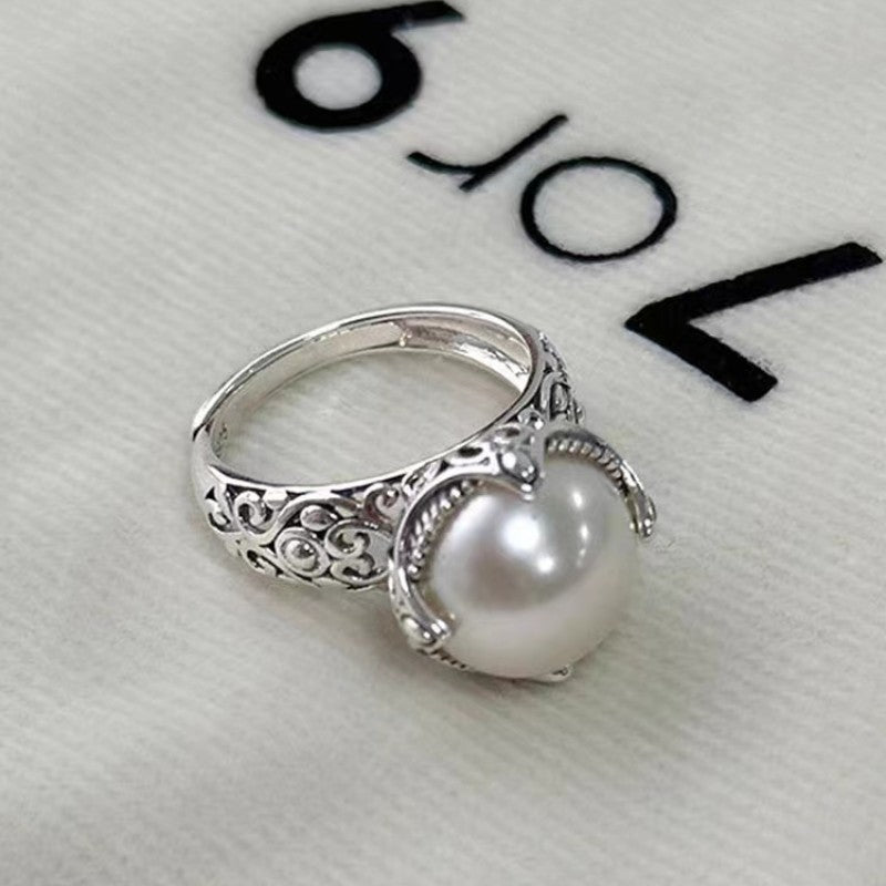Niche Retro Hollow Carved Round Pearl Ring