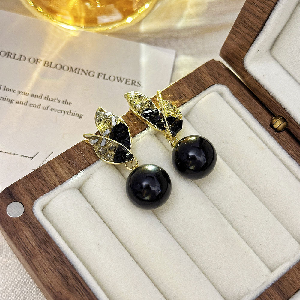 Fashion Special-interest Butterfly Temperament French Retro Easy Matching Earrings