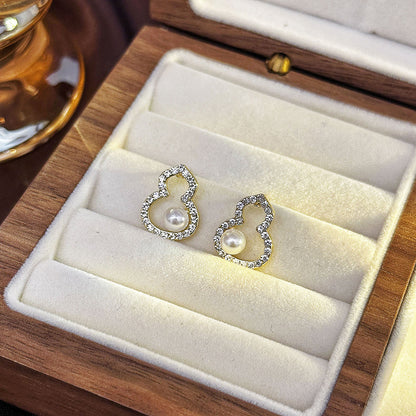 Fashion Special-interest Butterfly Temperament French Retro Easy Matching Earrings