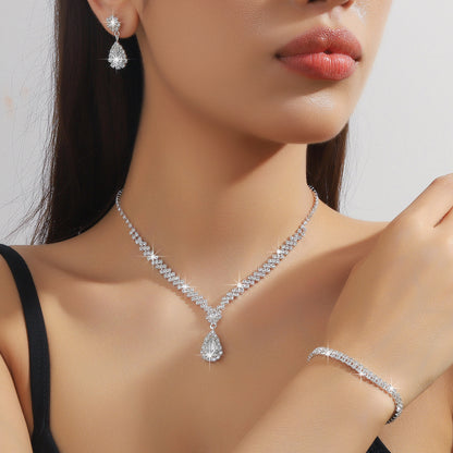 Exquisite Claw Chain Necklace And Earrings Suite Two-piece Set Water Drops