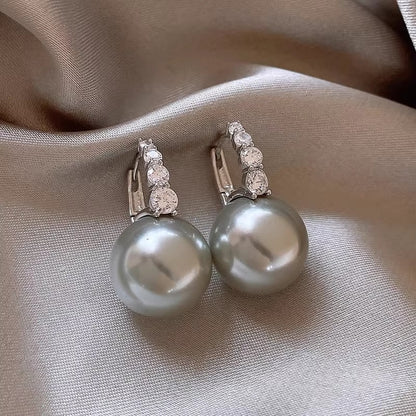 Light Luxury Zircon Gray Pearl Niche Design High Class Elegant Ear Clip